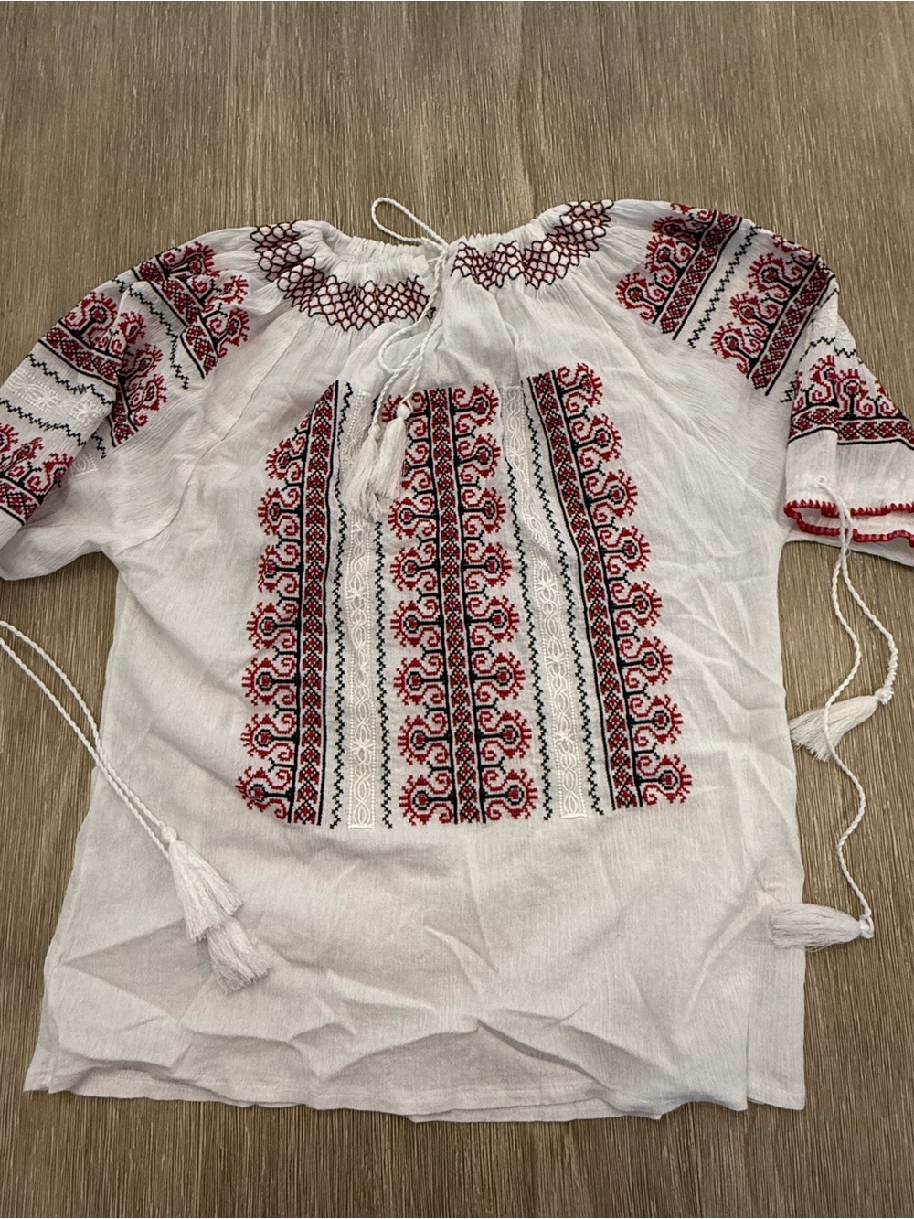 Vintage Lady Lari White Embroidered Peasant Blouse 100% cotton Vyshyvanka Large